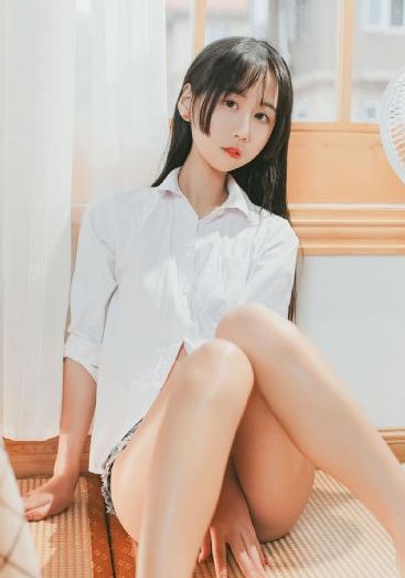 丝袜老师办公室里好紧好爽-无水印中文版全集