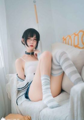 日韩制服丝袜无码av-超前点播琪琪电影网
